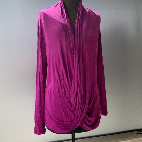 Sun and moon yoga top magenta color long body layers gathered look long sleeves - Picture 6 of 10